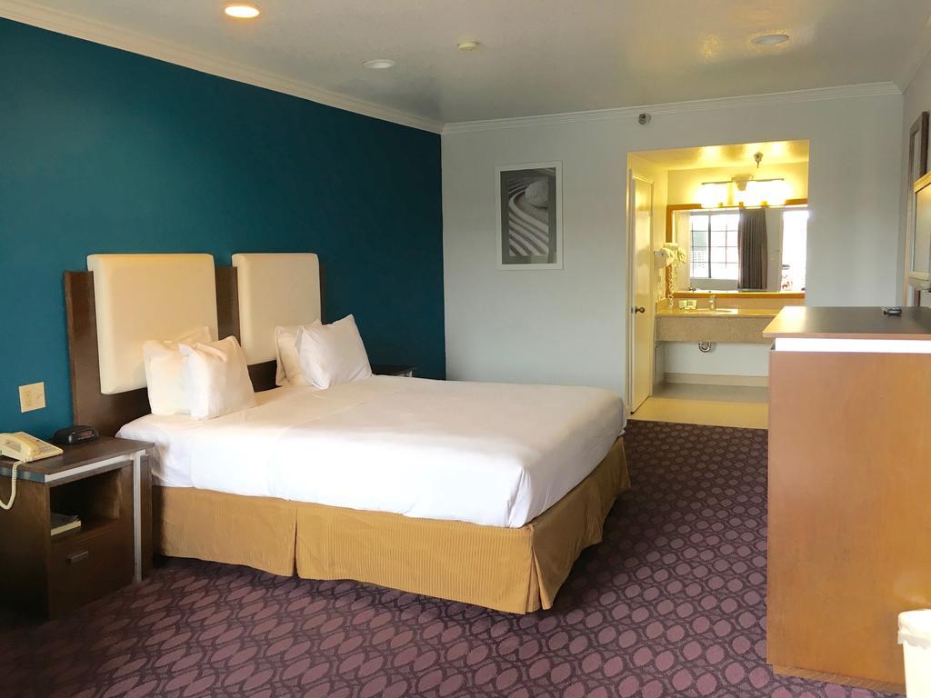 Hotel Pacific, Manhattan Beach Room photo